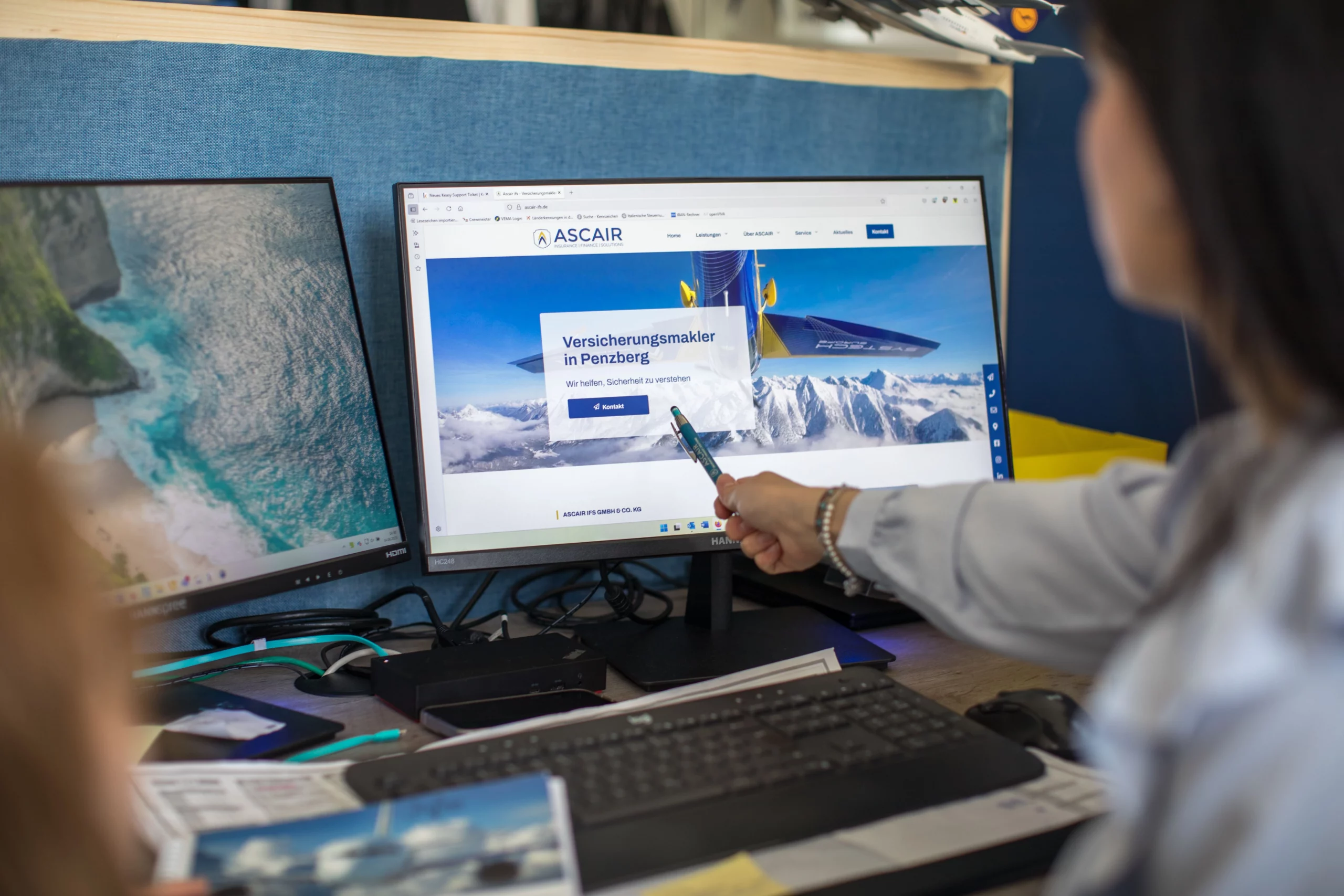 Laptop mit ASCAIR IFS Webseite